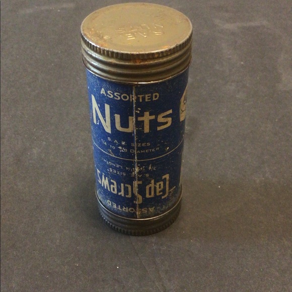 Rare 1930’s Nuts & Cap Screws advertising tin - Picture 3 of 4